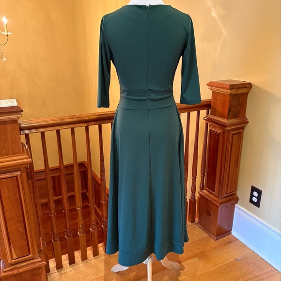 Classy Elegant Pine Green Formal Wedding Guest Dress Wmn’s S - Picture 5 of 13